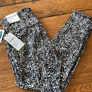 Old Navy Elevate Leggings